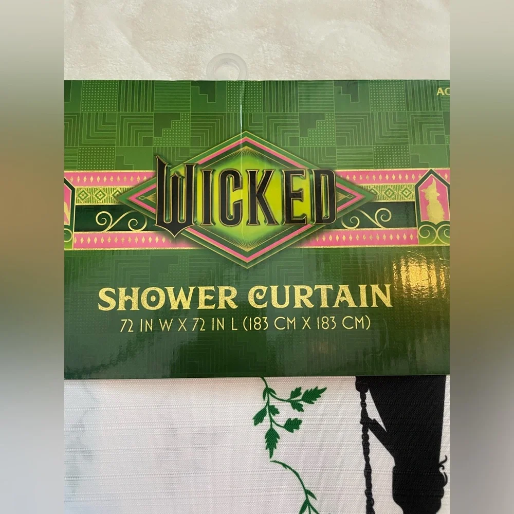 NWT Wicked Witch Elphaba Shower Curtain